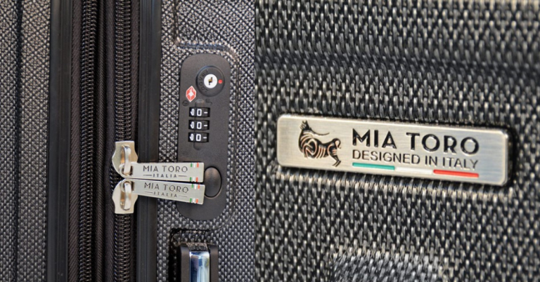 How to Unlock Mia Toro Luggage Lock?
